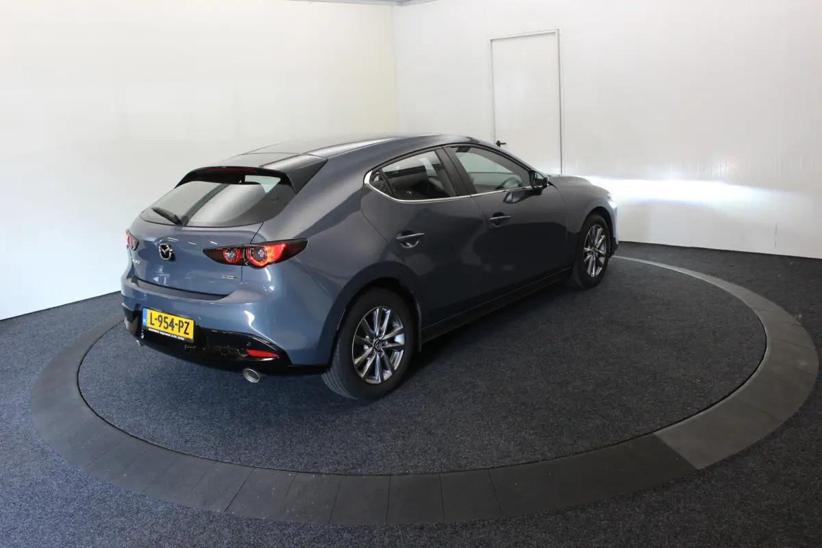 2.0 e-SkyActiv-X M Hybrid 195pk Camera Head-Up Cruise Dhoek Stoel + Stuur verw