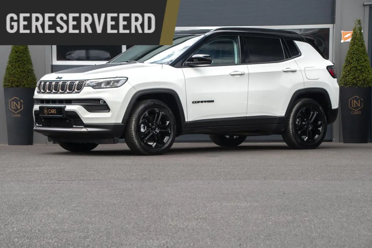 4xe 240 Plug-in Hybrid Limited 4WD
