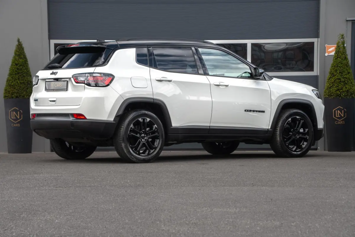 4xe 240 Plug-in Hybrid Limited 4WD