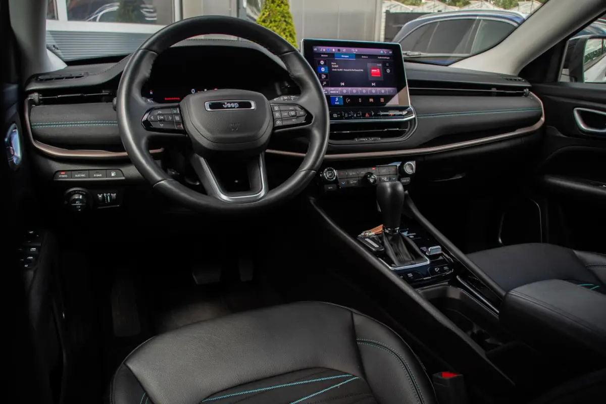 4xe 240 Plug-in Hybrid Limited 4WD