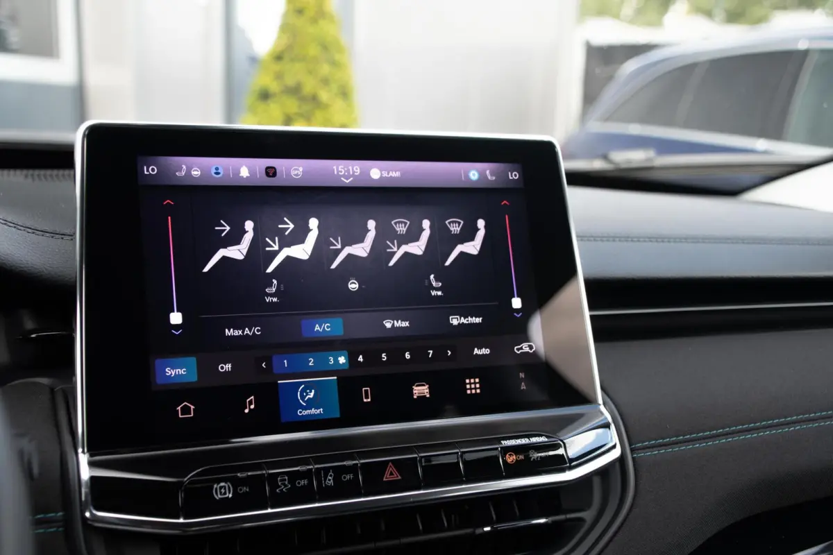 4xe 240 Plug-in Hybrid Limited 4WD
