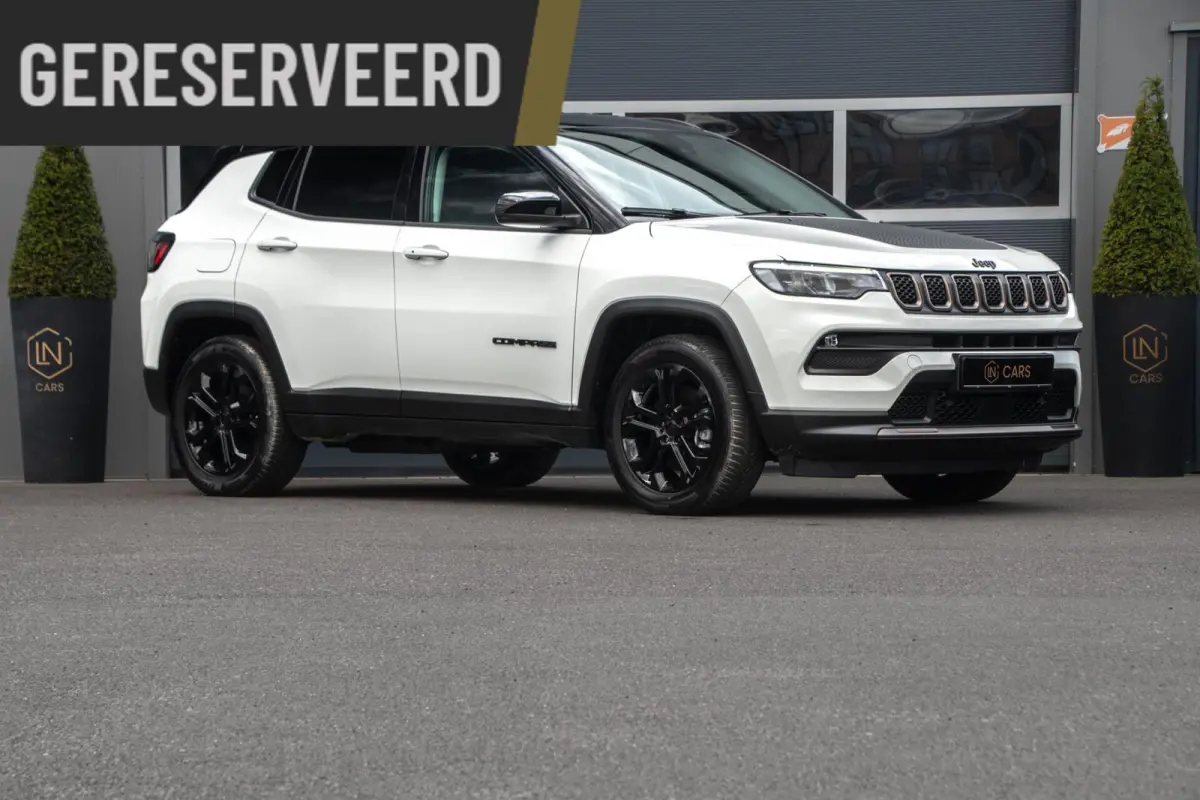 4xe 240 Plug-in Hybrid Limited 4WD