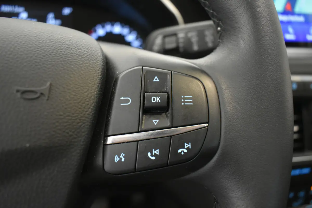 1.5 EcoB Active X 150pk B&O  Navi Carplay