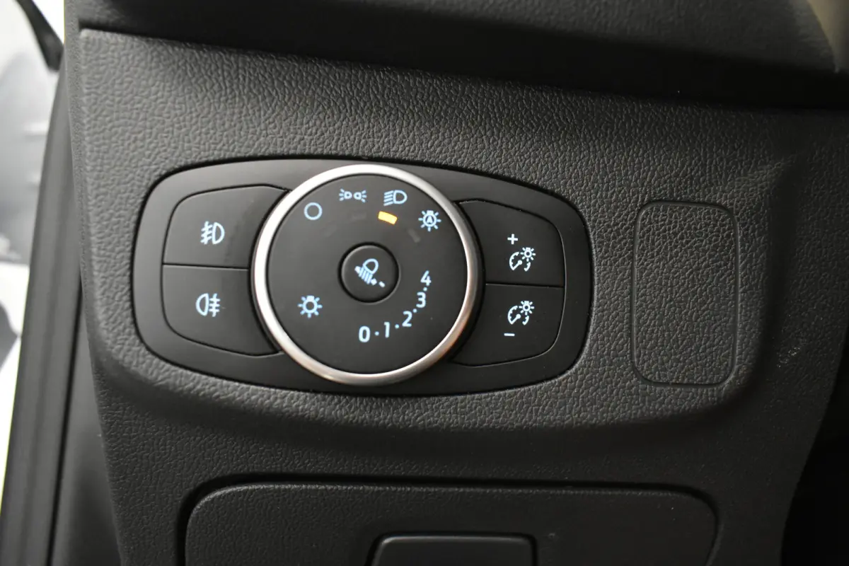 1.5 EcoB Active X 150pk B&O  Navi Carplay