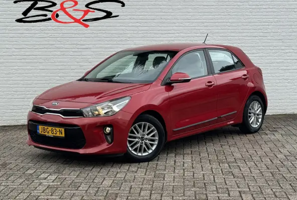 1.4 ComfortLine Dealer onderhouden Cruise control Airco Elektrisch bedienbare ramen