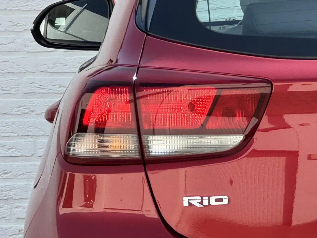 1.4 ComfortLine Dealer onderhouden Cruise control Airco Elektrisch bedienbare ramen