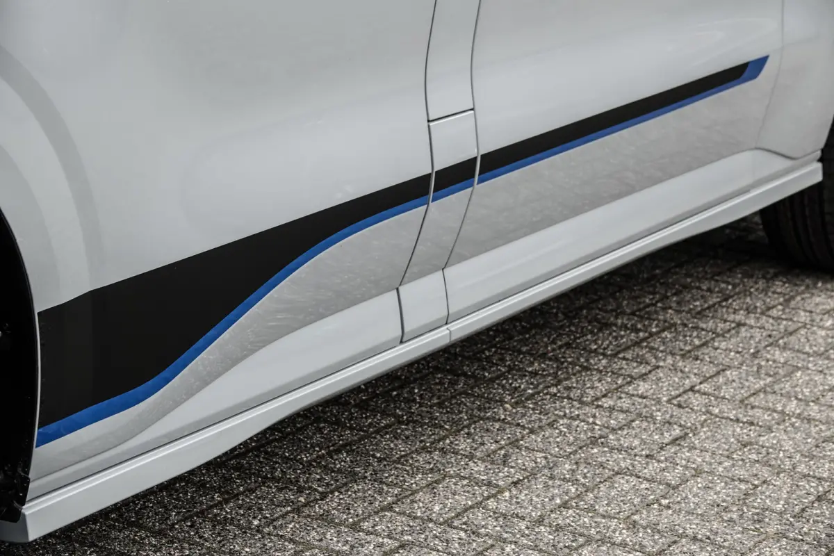 L2H1 2.5 PHEV 233Pk | Sport | Plug In Hybrid | B&O Sound | 360° Camera | 2x schuifdeur | Trekhaak | 20'' Grey Matter
