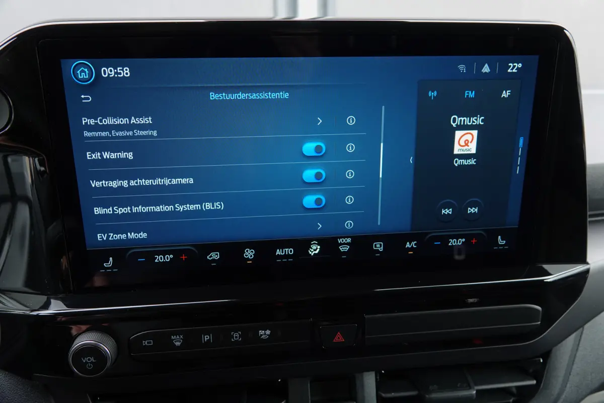 L2H1 2.5 PHEV 233Pk | Sport | Plug In Hybrid | B&O Sound | 360° Camera | 2x schuifdeur | Trekhaak | 19'' Agate Black
