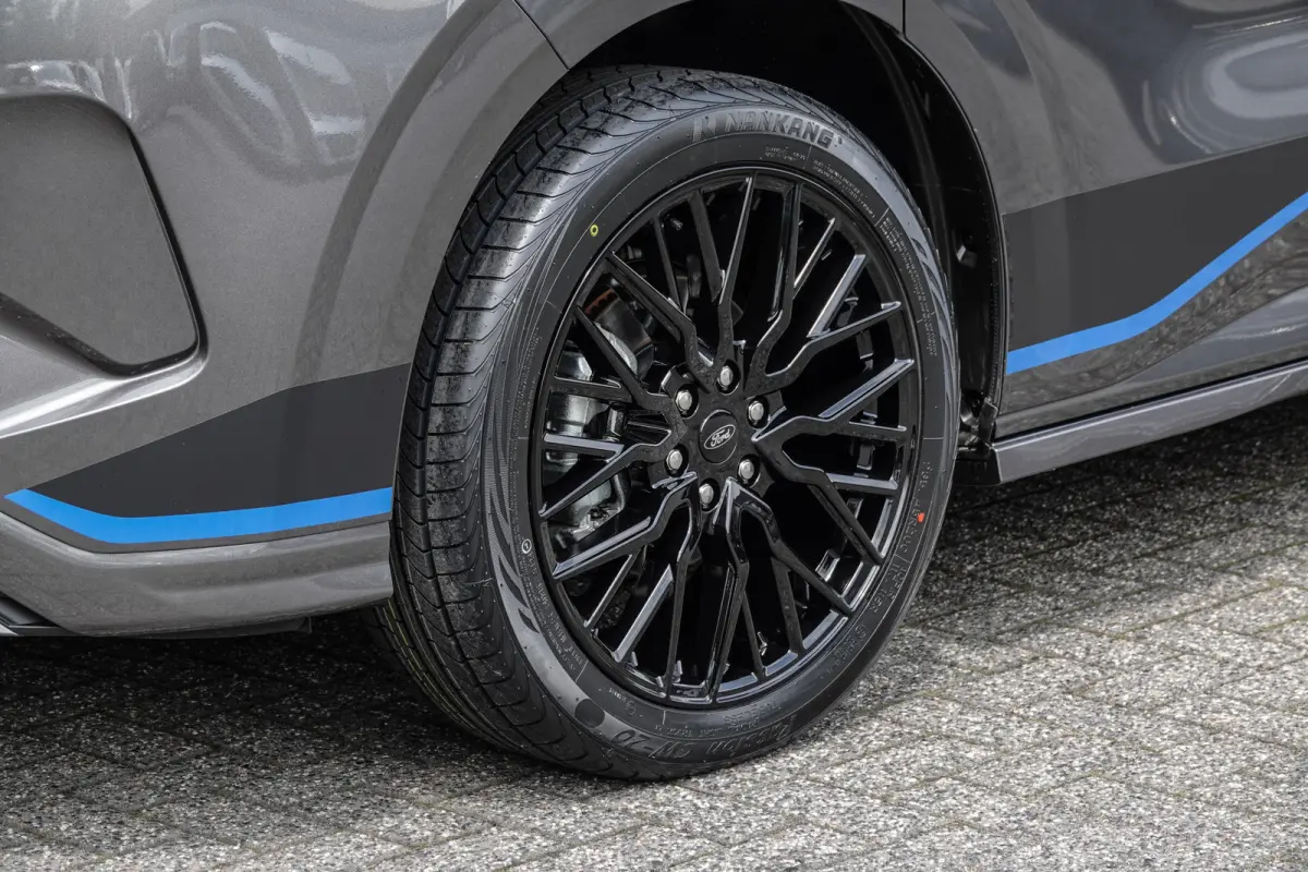L2H1 2.5 PHEV 233Pk | Sport | Plug In Hybrid | B&O Sound | 360° Camera | 2x schuifdeur | Trekhaak | 20'' Magnetic Grey