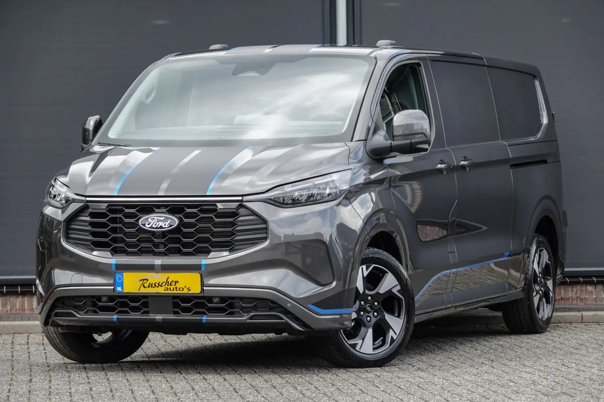 L2H1 2.5 PHEV 233Pk | Sport | Plug In Hybrid | B&O Sound | 360° Camera | 2x schuifdeur | Trekhaak | 19'' Magnetic Grey