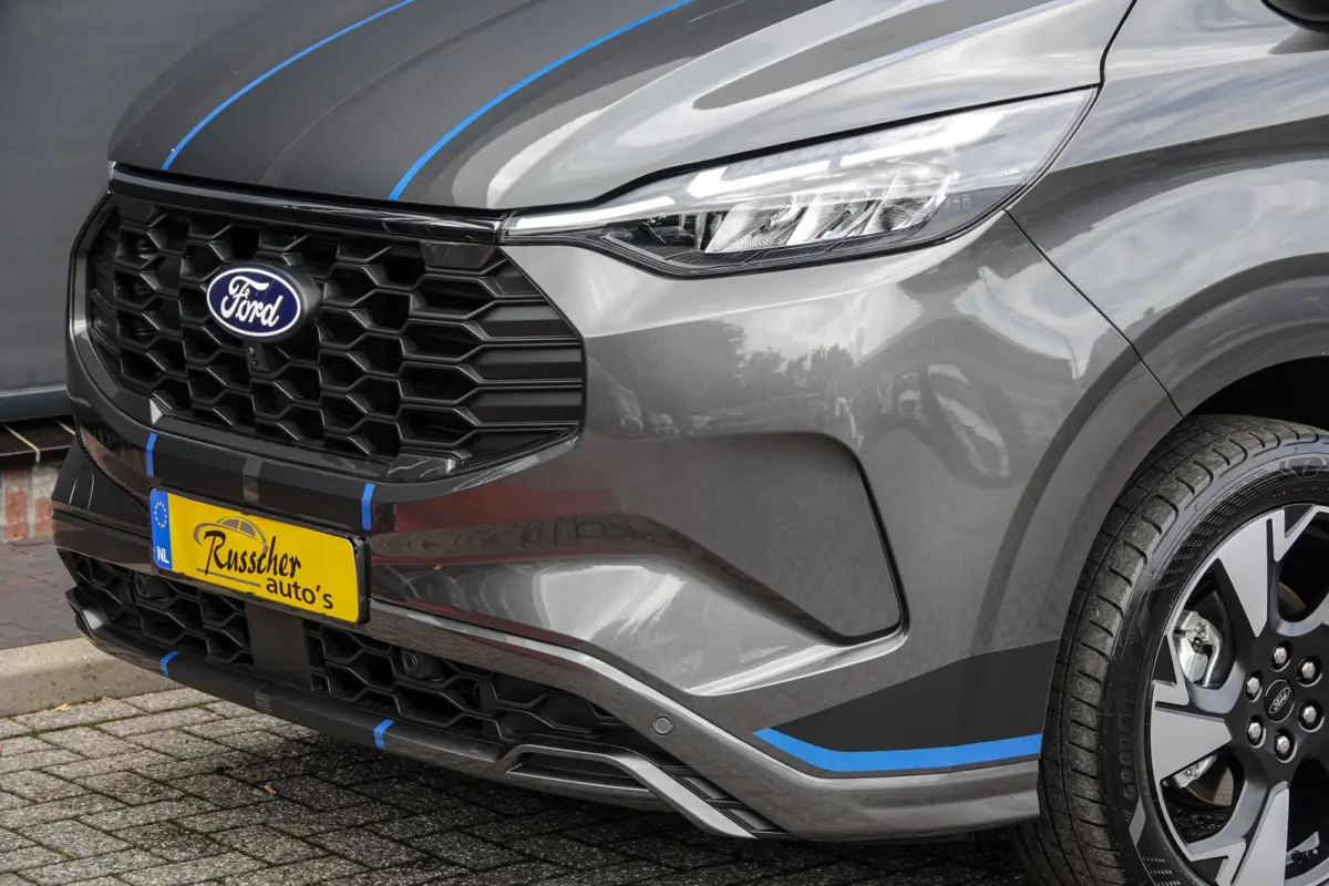 L2H1 2.5 PHEV 233Pk | Sport | Plug In Hybrid | B&O Sound | 360° Camera | 2x schuifdeur | Trekhaak | 19'' Magnetic Grey