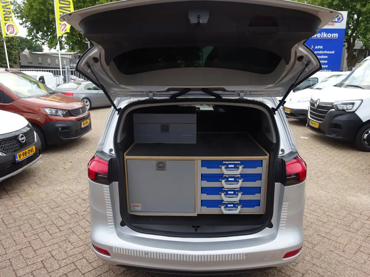 TOURER VAN 1.6 CDTI EU6 136 PK AIRCO CRUISE CONTROL NAVIGATIE zeer luxe grijs kenteken