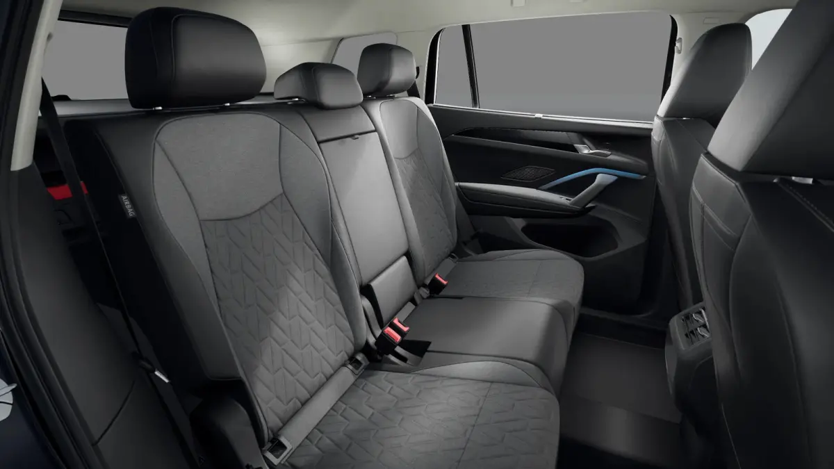 Life Edition | 'App-Connect' draadloze smartphone integratie | Automatische afstandsregeling (Adaptive Cruise Control) | Buitenspiegels elektrisch instel-, verwarm- en inklapbaar