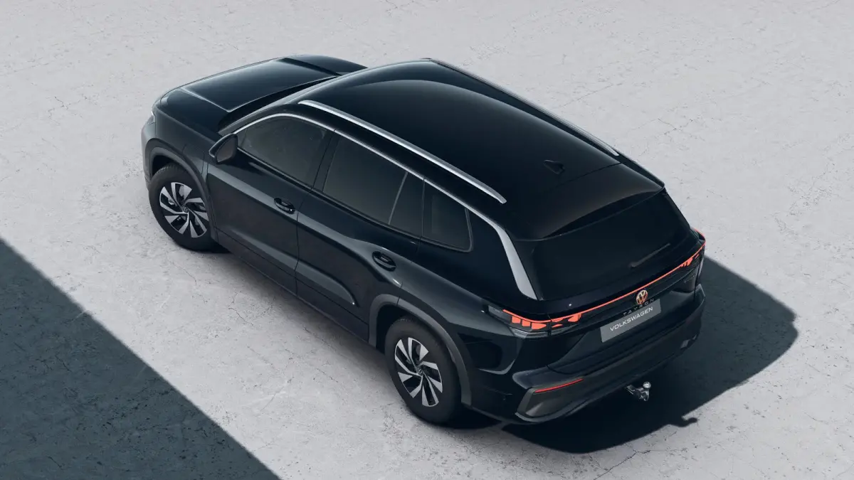 Life Edition | 'App-Connect' draadloze smartphone integratie | Automatische afstandsregeling (Adaptive Cruise Control) | Buitenspiegels elektrisch instel-, verwarm- en inklapbaar