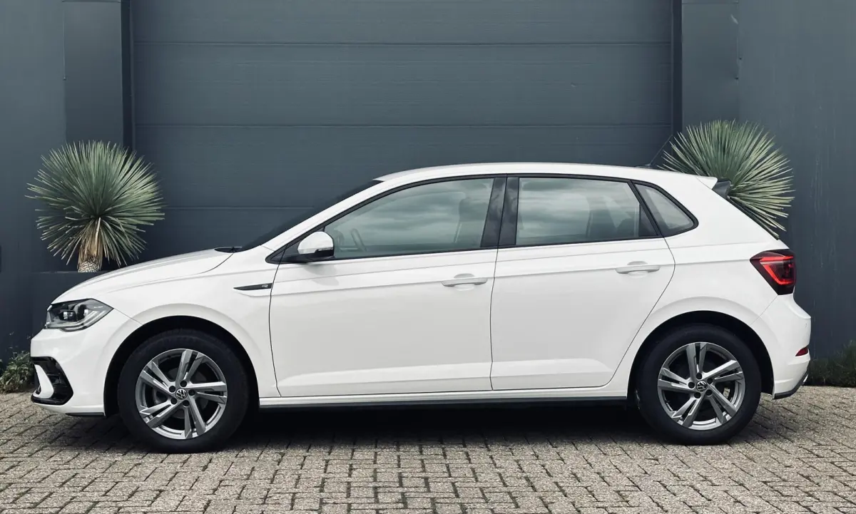 1.0 TSI R-Line Navi/Camera/AppleCarPlay/xenon/Led