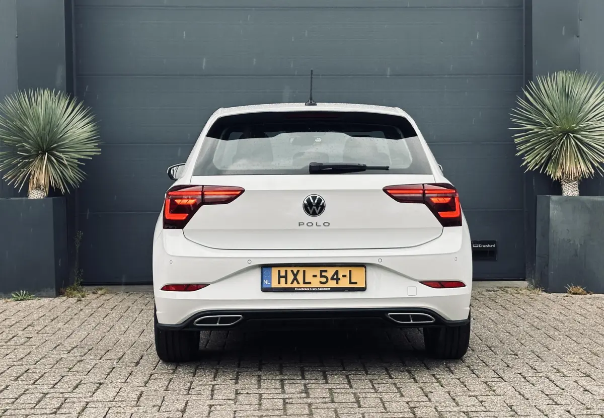 1.0 TSI R-Line Navi/Camera/AppleCarPlay/xenon/Led