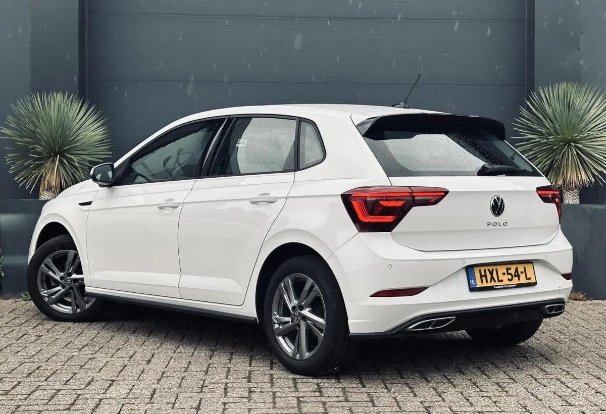 1.0 TSI R-Line Navi/Camera/AppleCarPlay/xenon/Led