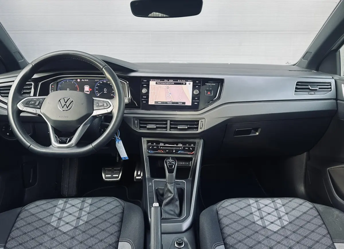 1.0 TSI R-Line Navi/Camera/AppleCarPlay/xenon/Led