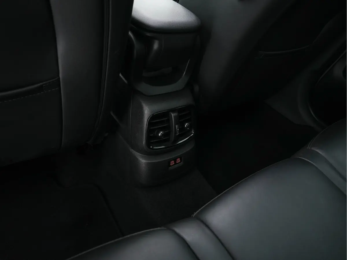 Mini 2.0 Cooper S Knightsbridge Edition Aut. *PANO |  LEATHER | FULL-LED | HARMAN/KARDON-AUDIO | HEATED-SPORTSEATS | KEYLESS | CAMERA | AMBIENT-LIGHT | NAVI-FULLMAP | HEAD-UP | PRIVACY-GLASS