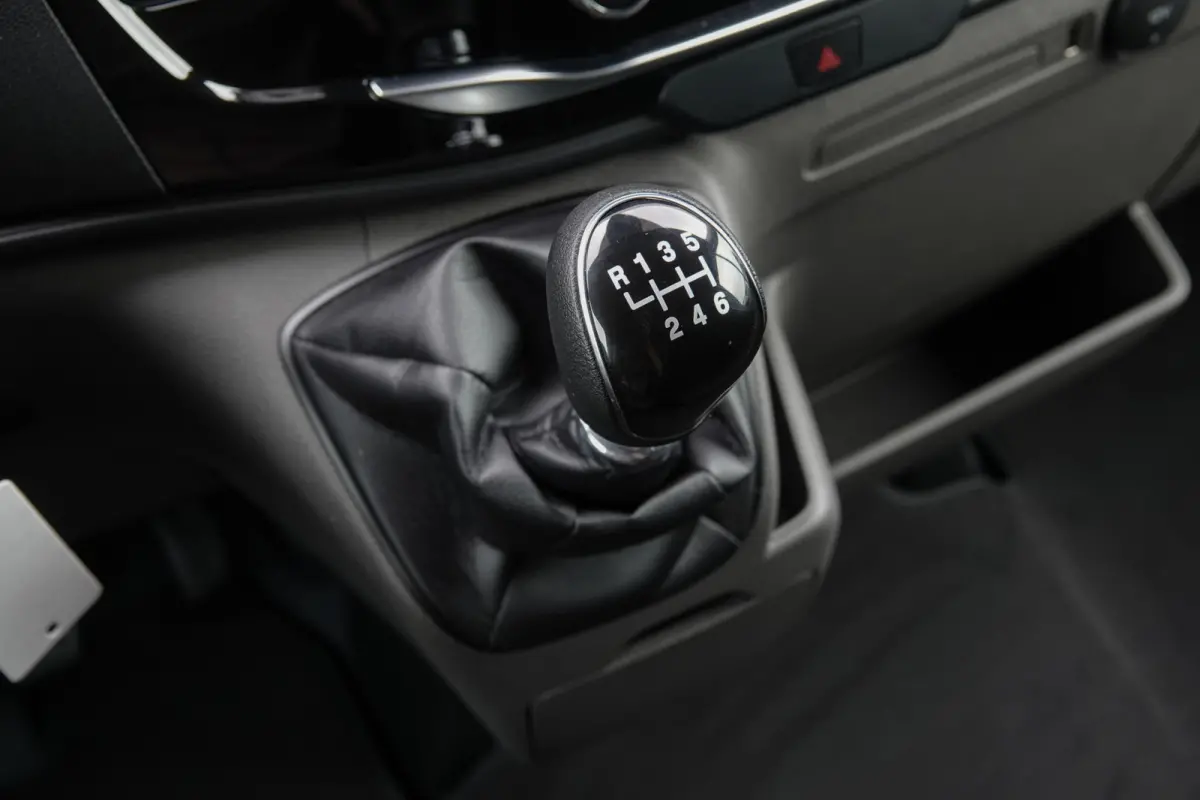 L3H2 2.0Tdci 130Pk | 350 | Trend | Virtual Cockpit | Achteruitrijcamera | 270° Achterdeuren | Frozen White