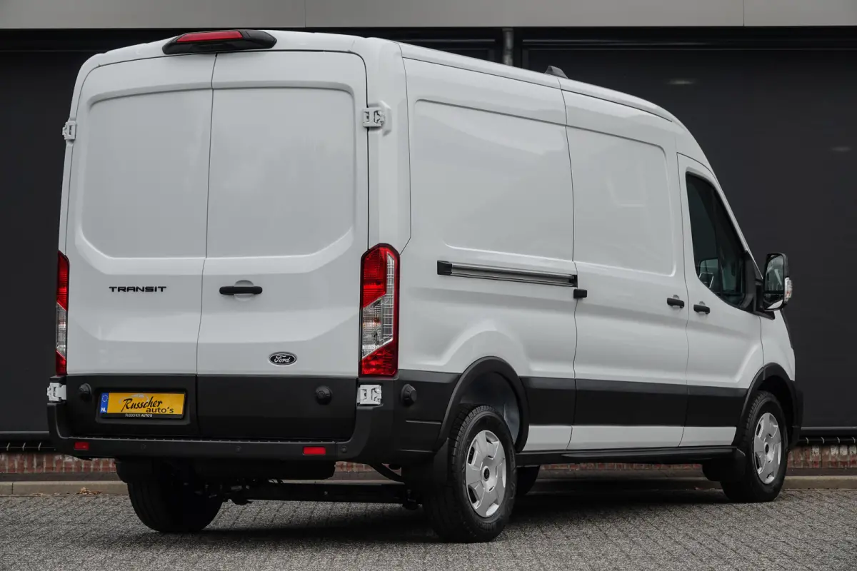 L3H2 2.0Tdci 130Pk | 350 | Trend | Virtual Cockpit | Achteruitrijcamera | 270° Achterdeuren | Frozen White