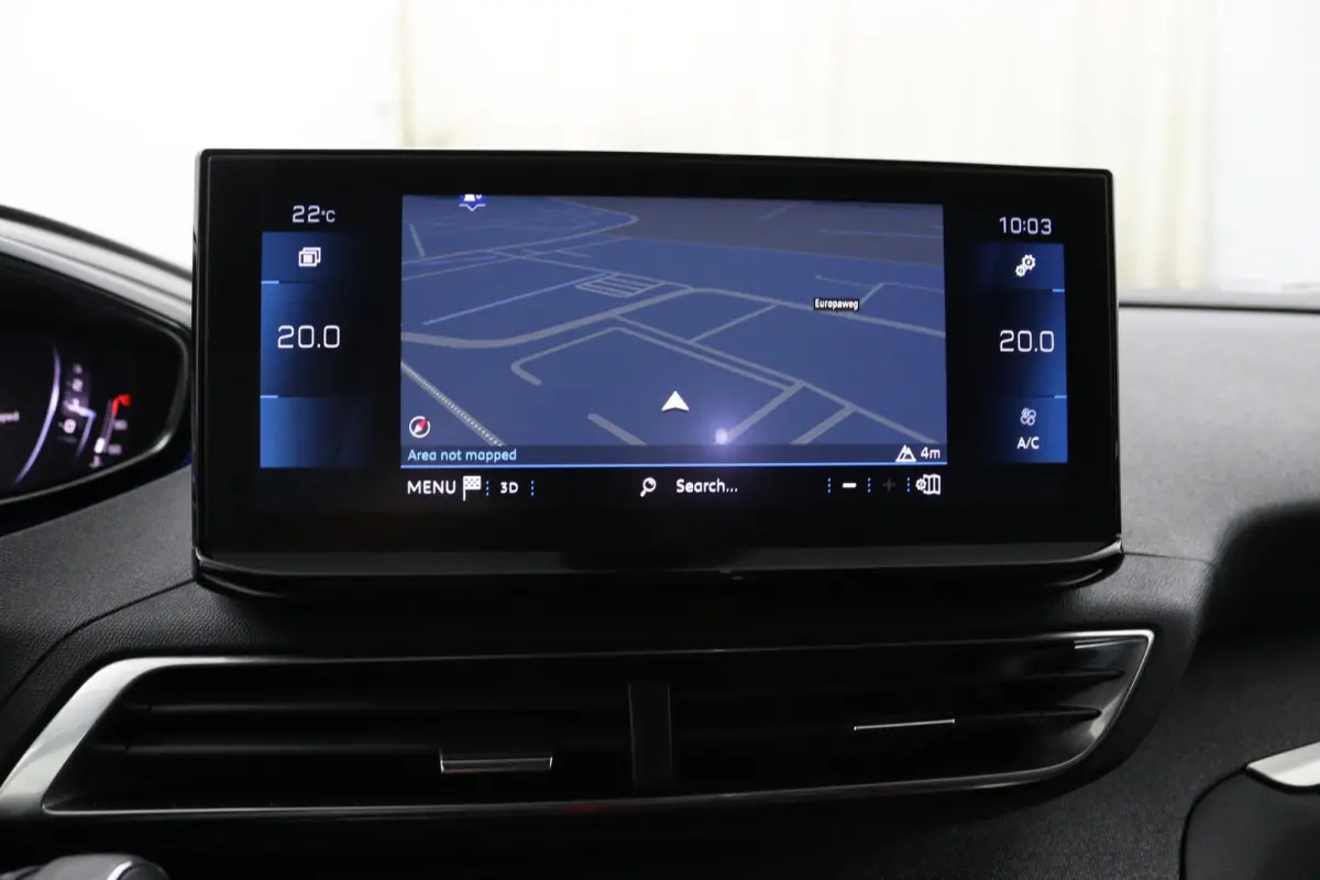 1.2 FACELIFT*NAVI*CAM*HAAK*CRUISE*ECC*CARPLAY*7PER
