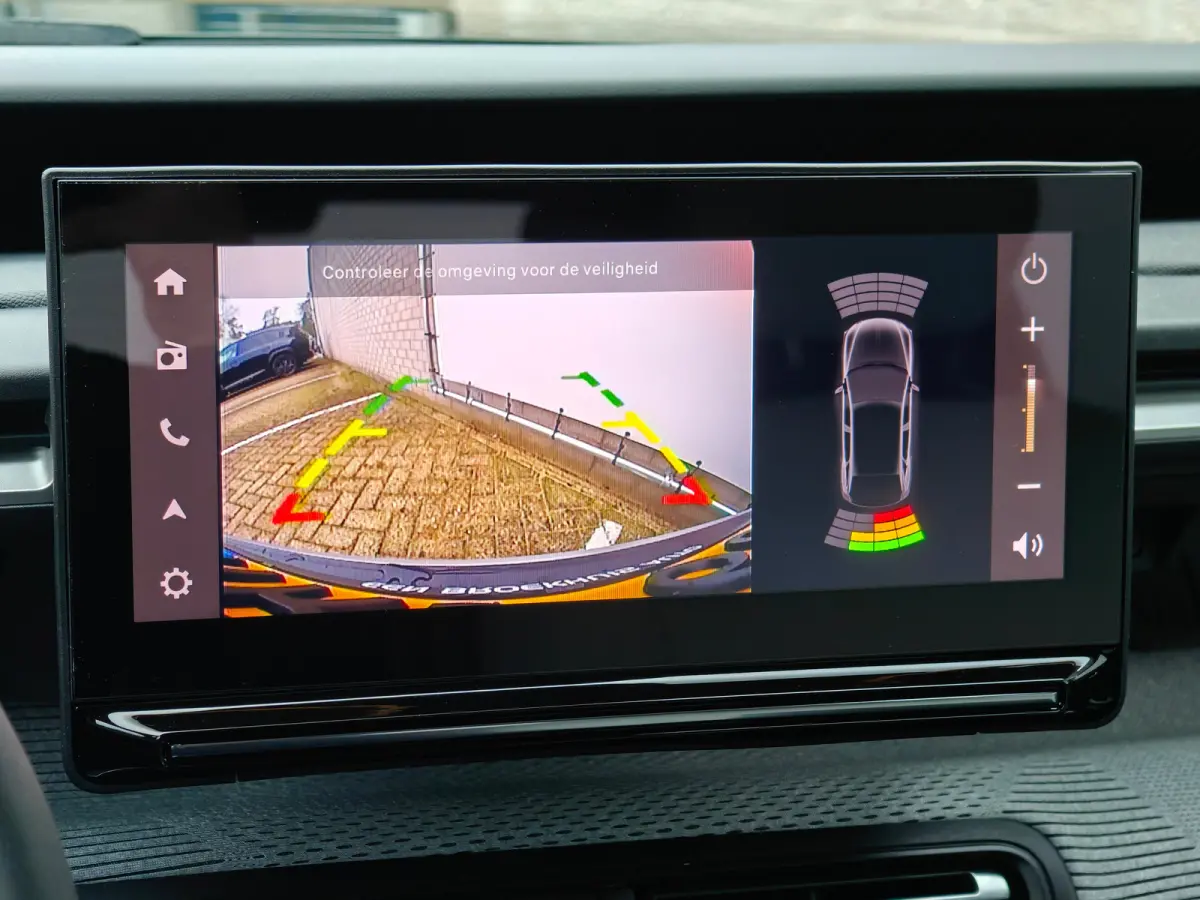 Max 113pk 44 kWh | 3-Fase | Navigatie | Camera | Climate Control | Cruise Control | Achterbank in delen neerklapbaar | Achteruitrijcamera | Afwijkende dakkleur