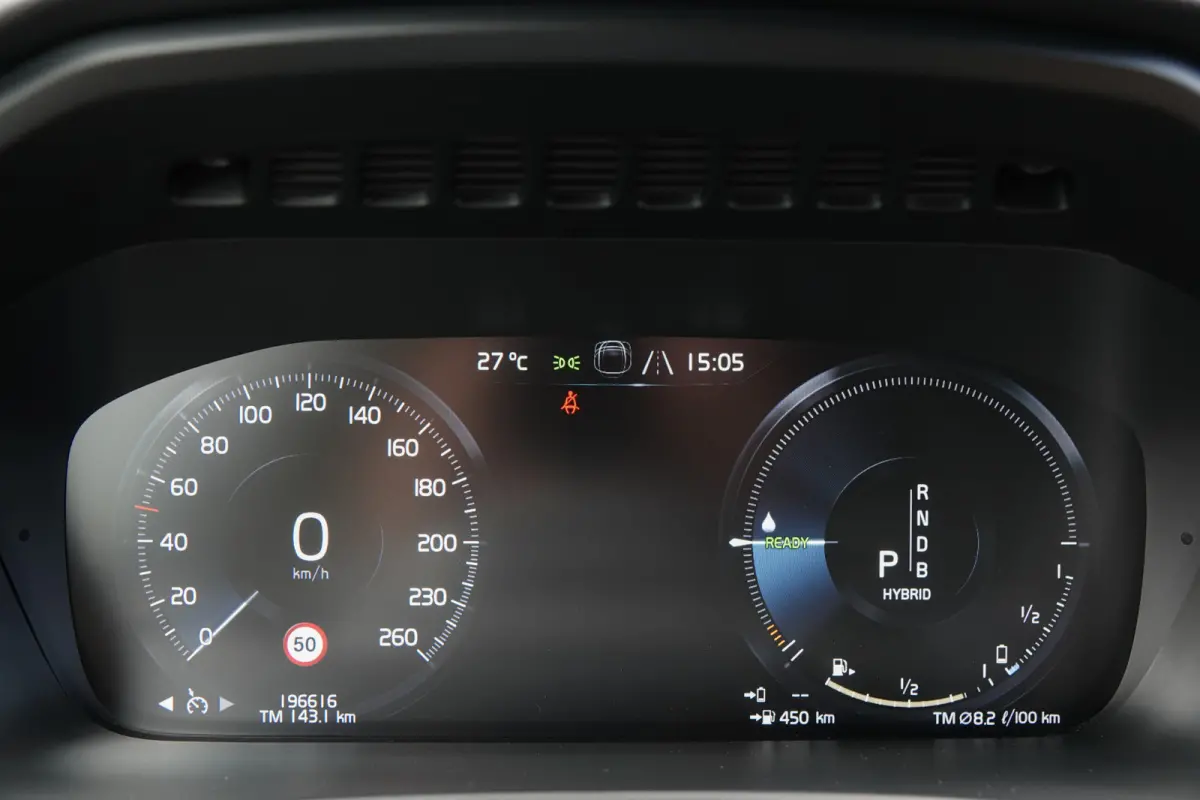 T8 Twin Engine 408Pk Aut. | Plug In Hybrid | AWD | Inscription | 7-Persoons | Panoramadak | Luchtvering | Achteruitrijcamera | 21'' | Ember Black