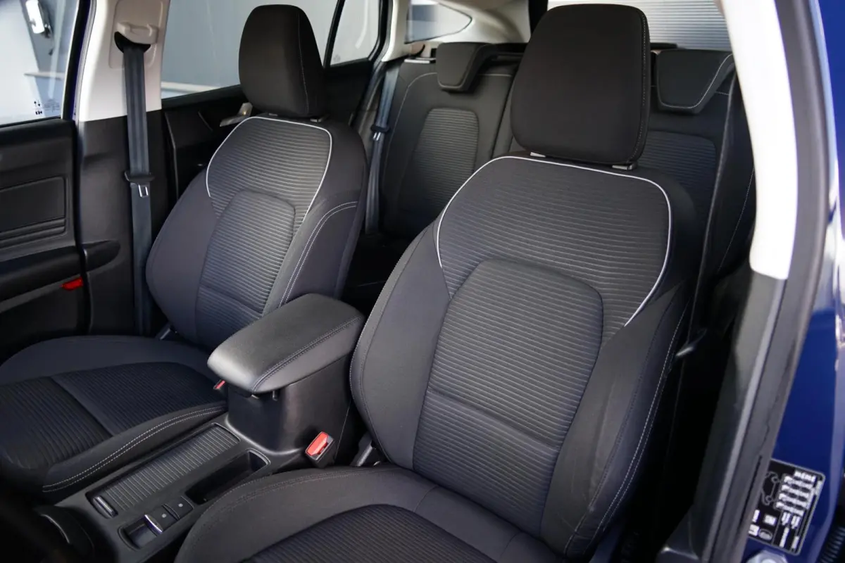 1.0 EcoBoost Titanium Business, NL, keyless