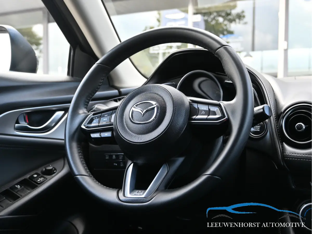 2.0 SkyActiv-G 121 Luxury BLIS, clima, cruise, camera, LED, 2x PDC, navi, zie omschrijving