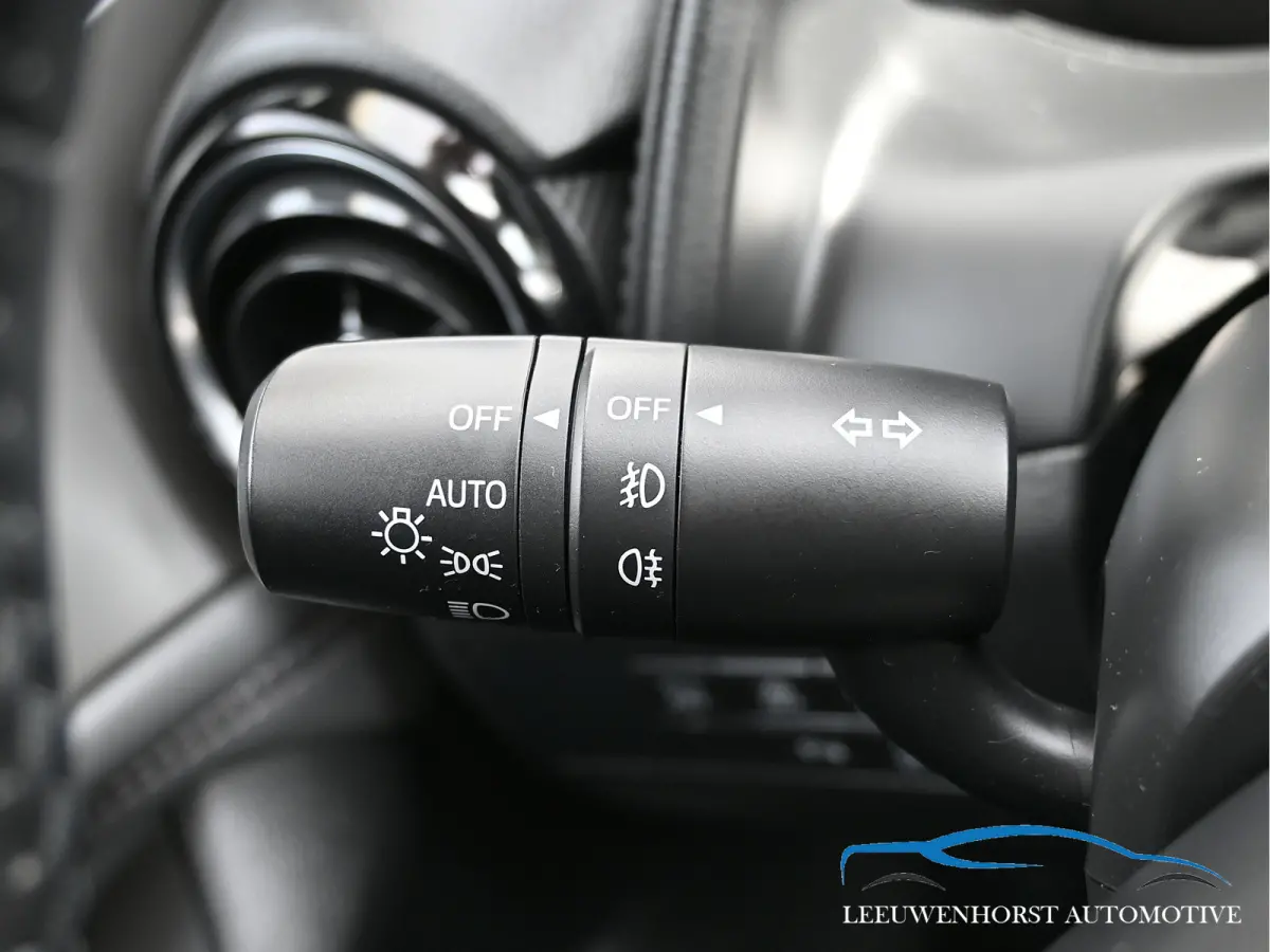 2.0 SkyActiv-G 121 Luxury BLIS, clima, cruise, camera, LED, 2x PDC, navi, zie omschrijving