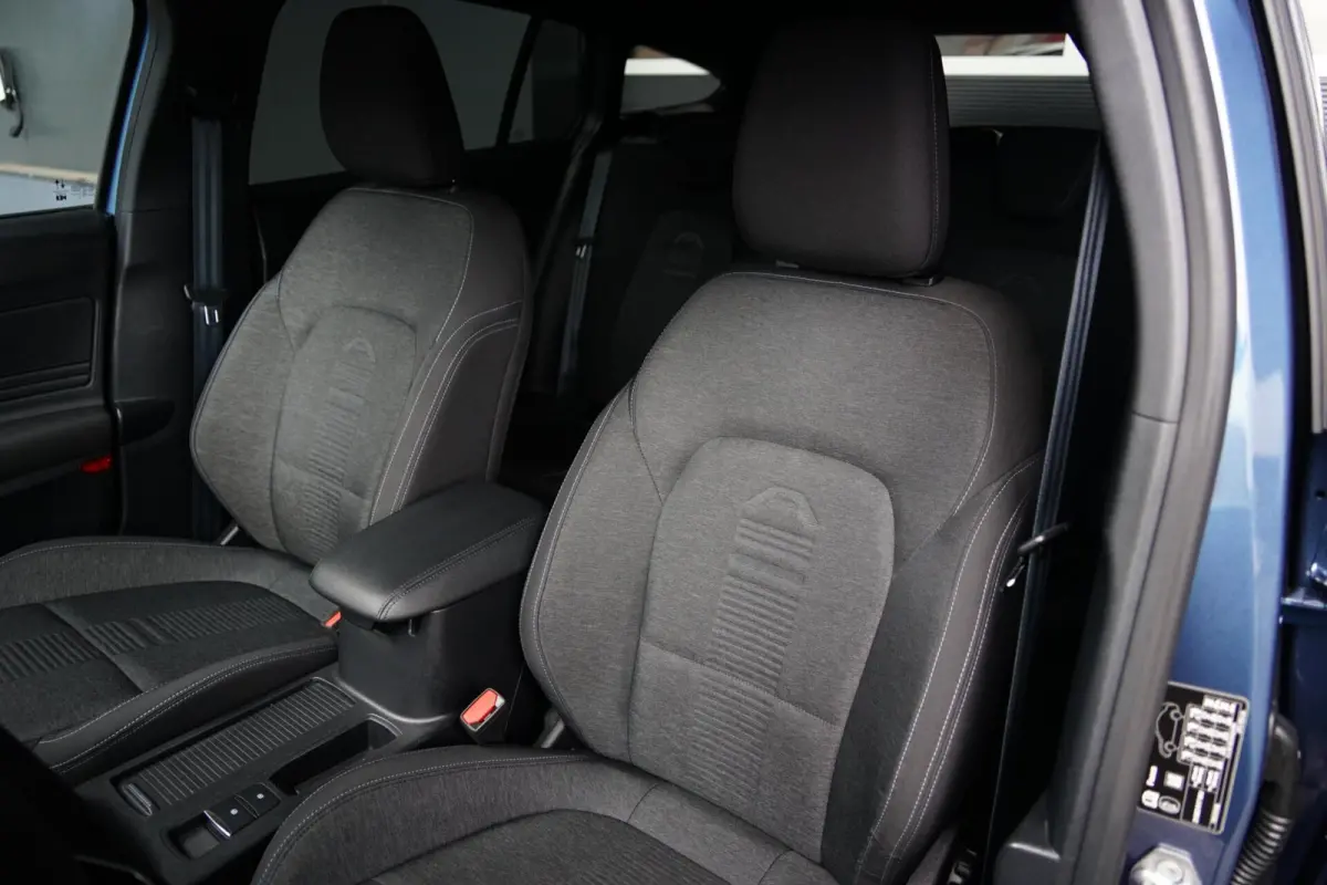 1.0 EcoBoost Active X Business, cam. keyless