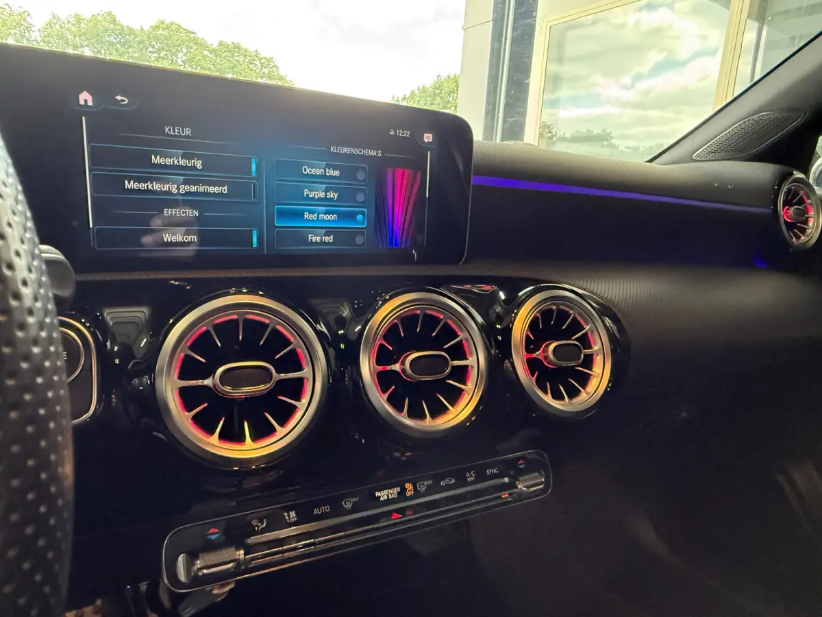 A200 AMG AUT NAP Widescreen Camera
