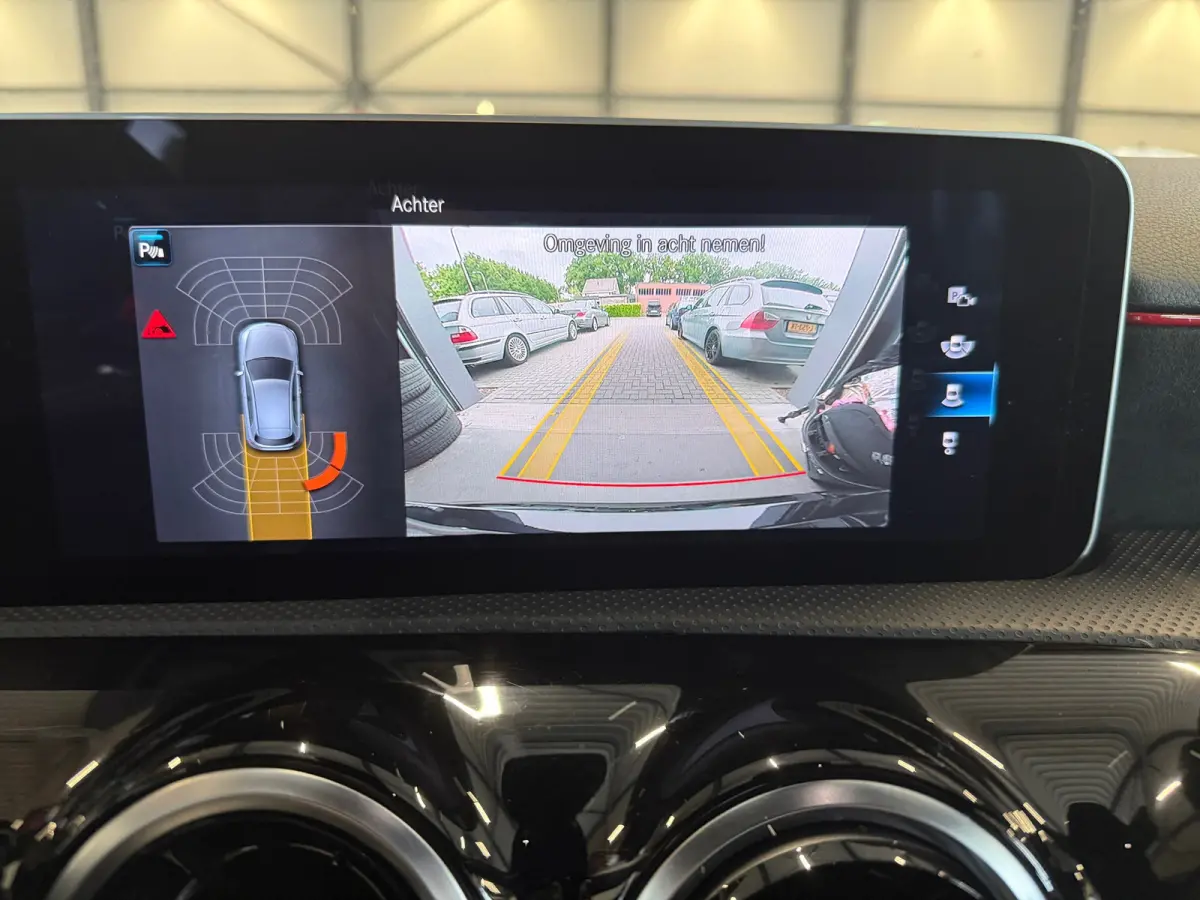 A200 AMG AUT NAP Widescreen Camera