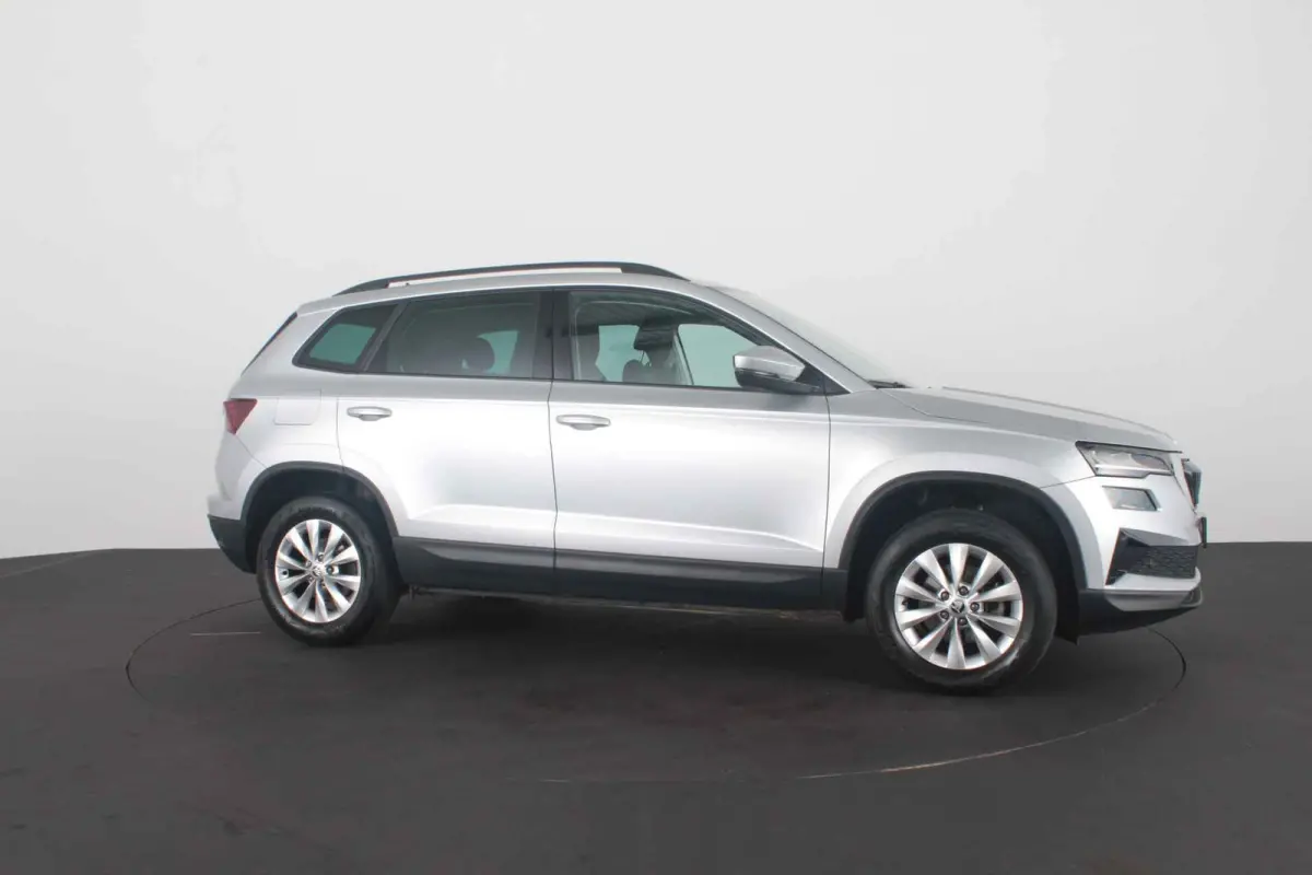 1.0 TSI Business Edition > Camera/Navi/Comfort-pakket/keyless...