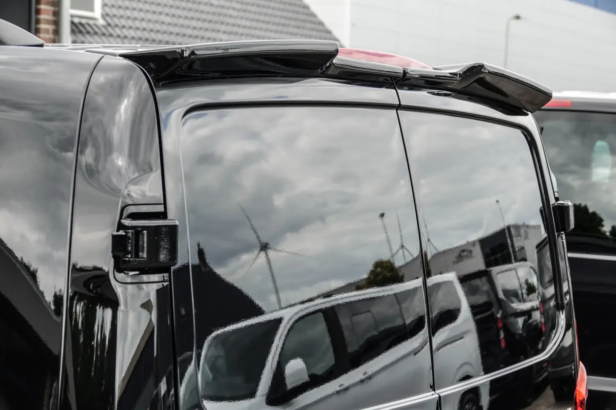 119Cdi 190Pk 9G-Tronic Aut. | Dubbele Cabine | Mixto Pro | Extra lang | 2x Schuifdeur | Achteruitrijcamera | Afneembare trekhaak | Spoilerpack | Rode remzadels | 20''