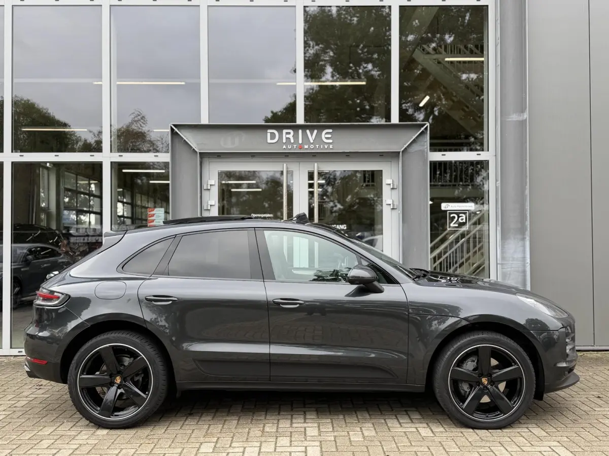 3.0 S 354PK |Pano|ACC|360Cam|BOSE|Sport Chrono|21"Sport Classic|Adaptieve Sportstoelen|El.Trekhaak|Porsche onderhouden