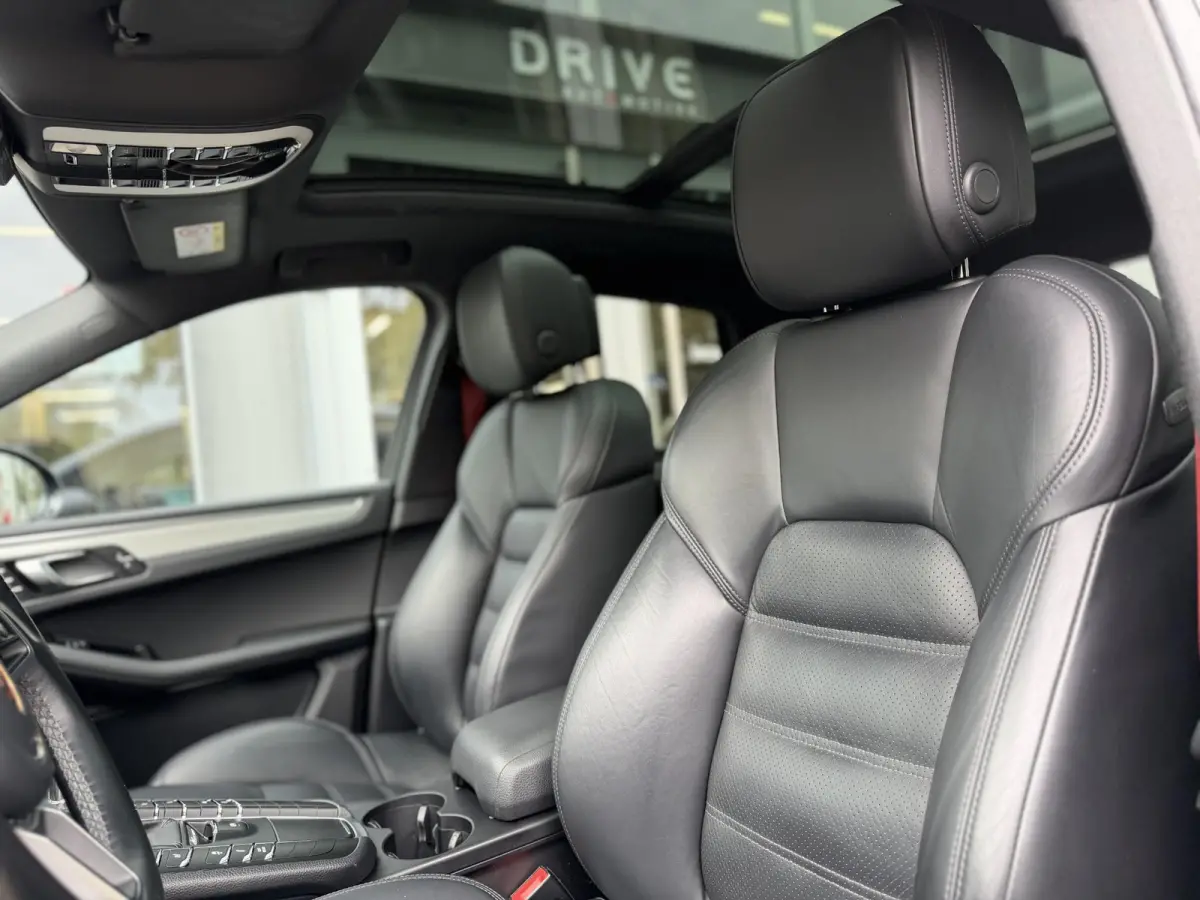 3.0 S 354PK |Pano|ACC|360Cam|BOSE|Sport Chrono|21"Sport Classic|Adaptieve Sportstoelen|El.Trekhaak|Porsche onderhouden