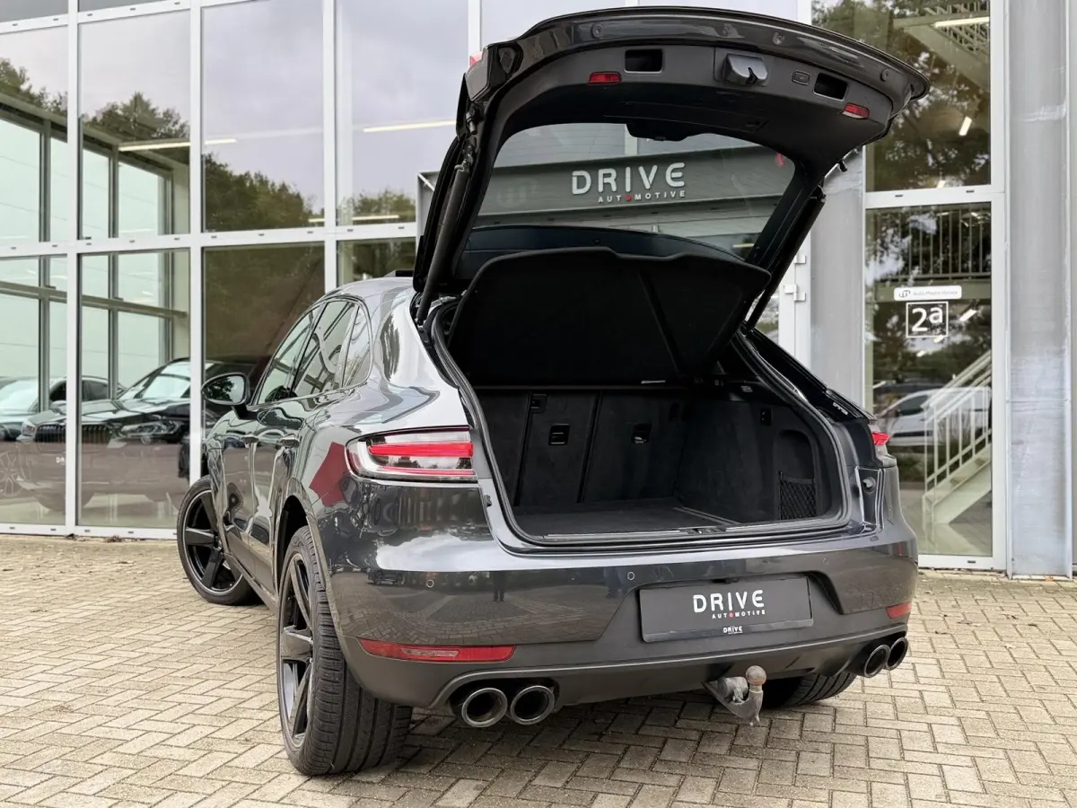 3.0 S 354PK |Pano|ACC|360Cam|BOSE|Sport Chrono|21"Sport Classic|Adaptieve Sportstoelen|El.Trekhaak|Porsche onderhouden