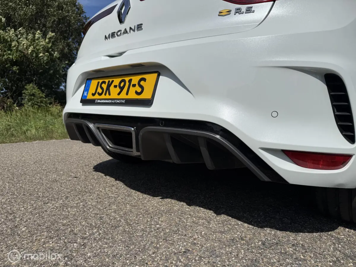 1.8 TCe 300 RS Trophy / Pano / Bose / Brembo