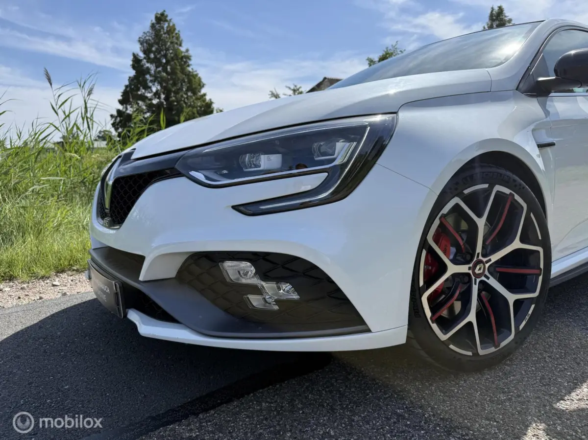 1.8 TCe 300 RS Trophy / Pano / Bose / Brembo