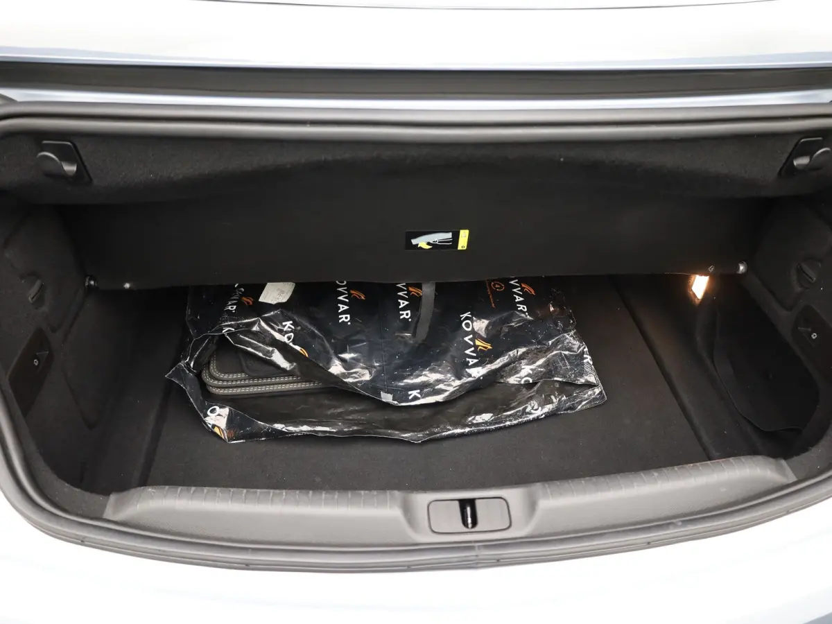 1.6 Turbo 170Pk Aut. Innovation | Parkeersensoren V&A | AGR-Stoelen | Navi | Prijs Rijklaar!!