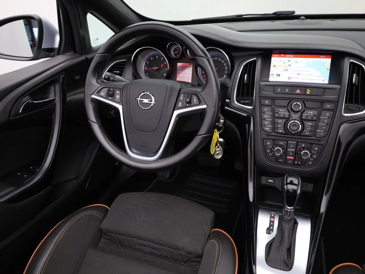 1.6 Turbo 170Pk Aut. Innovation | Parkeersensoren V&A | AGR-Stoelen | Navi | Prijs Rijklaar!!