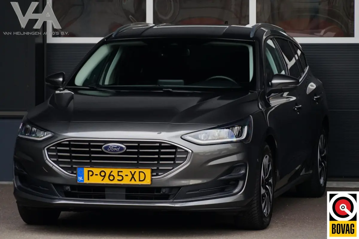 1.0 EcoBoost Hybrid Titanium Style, stoelverw.
