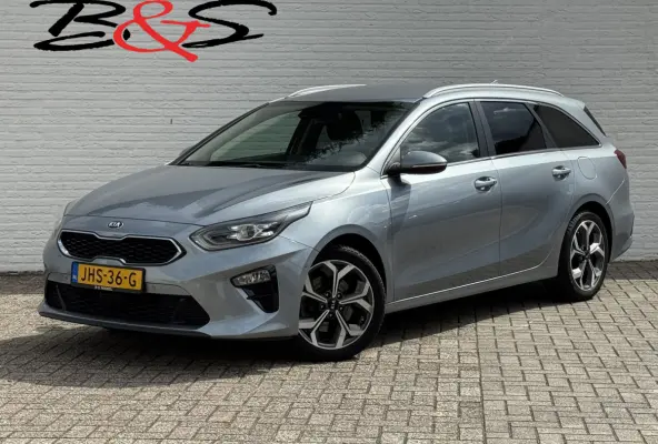 1.4 T-GDi DynamicLine Dealeronderhouden Cruise control Climate control Navigatie Apple / Android Trekhaak