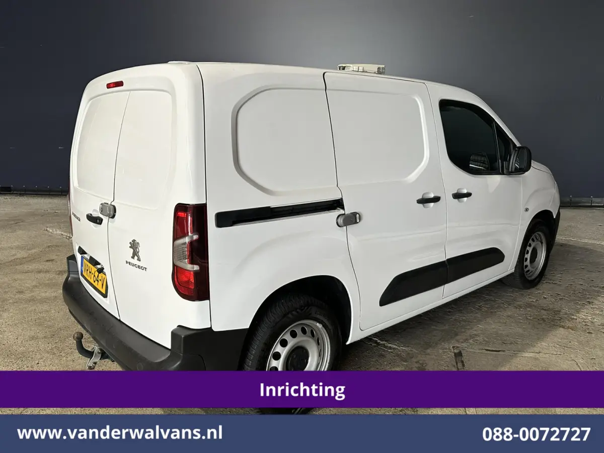1.5 BlueHDI 102pk L1H1 Inrichting Euro6 Airco | Camera | Apple Carplay | Trekhaak | Cruisecontrol Android Auto, Parkeersensoren