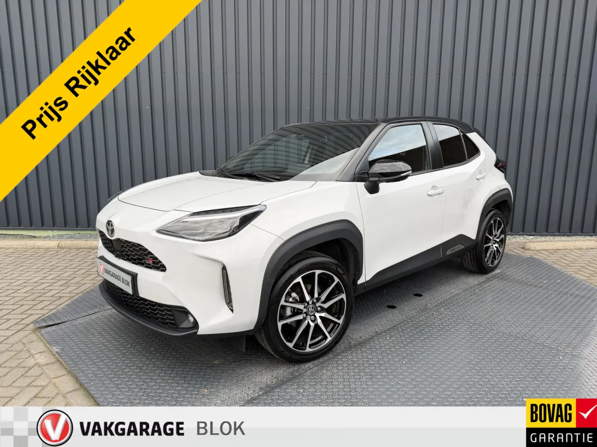 1.5 Hybrid GR Sport | 360 camera | 8.000 km | Head-up | BSM | Rijklaar!!