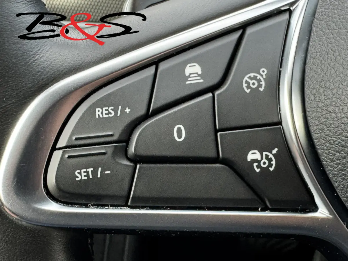 1.3 TCe 140 Adaptive cruise Climate control Keyless LED Navigatie Apple/Android Achteruitrijcamera Dodehoekdetectie