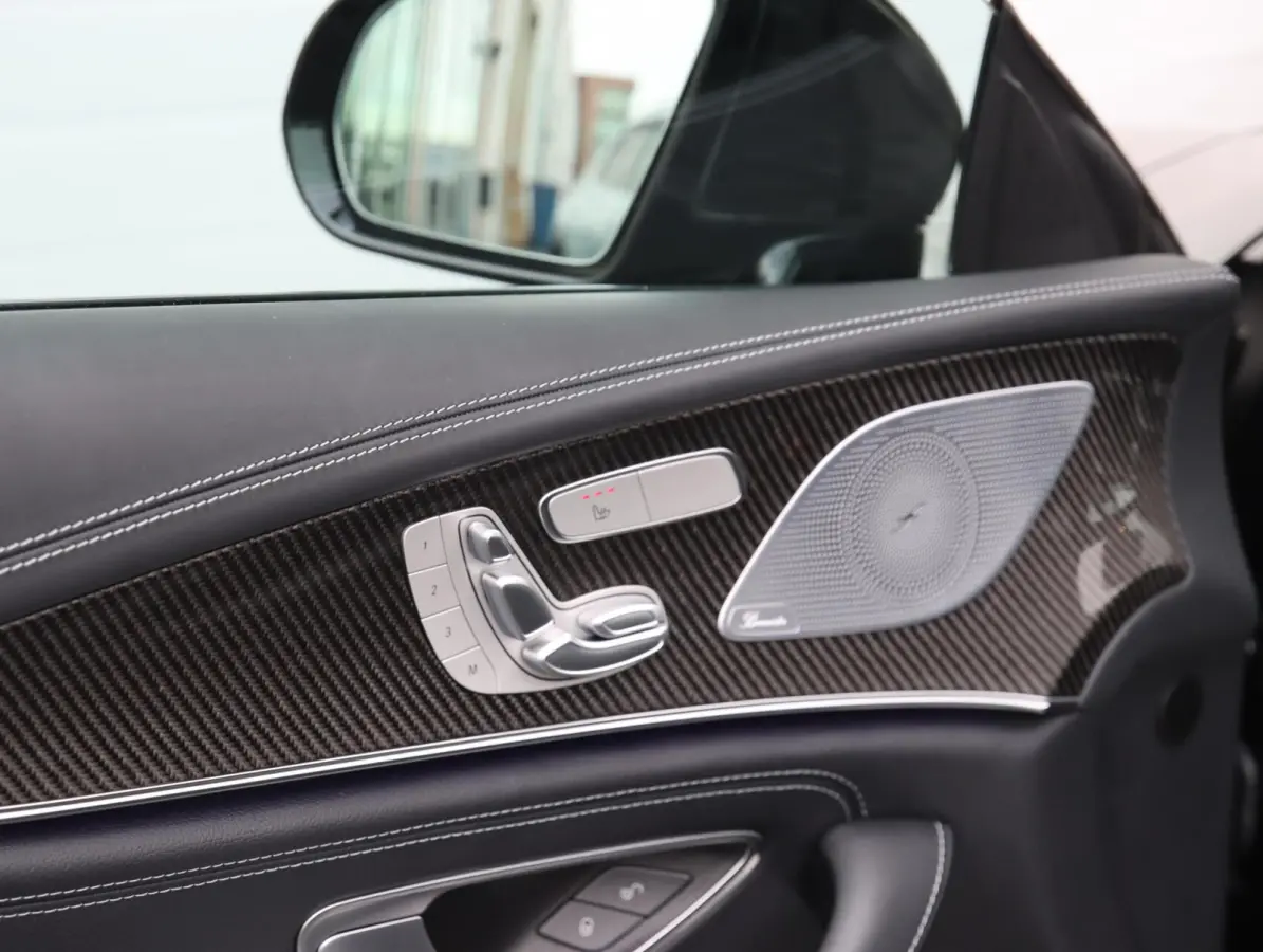 450 4MATIC AMG Line | Carbon interieur