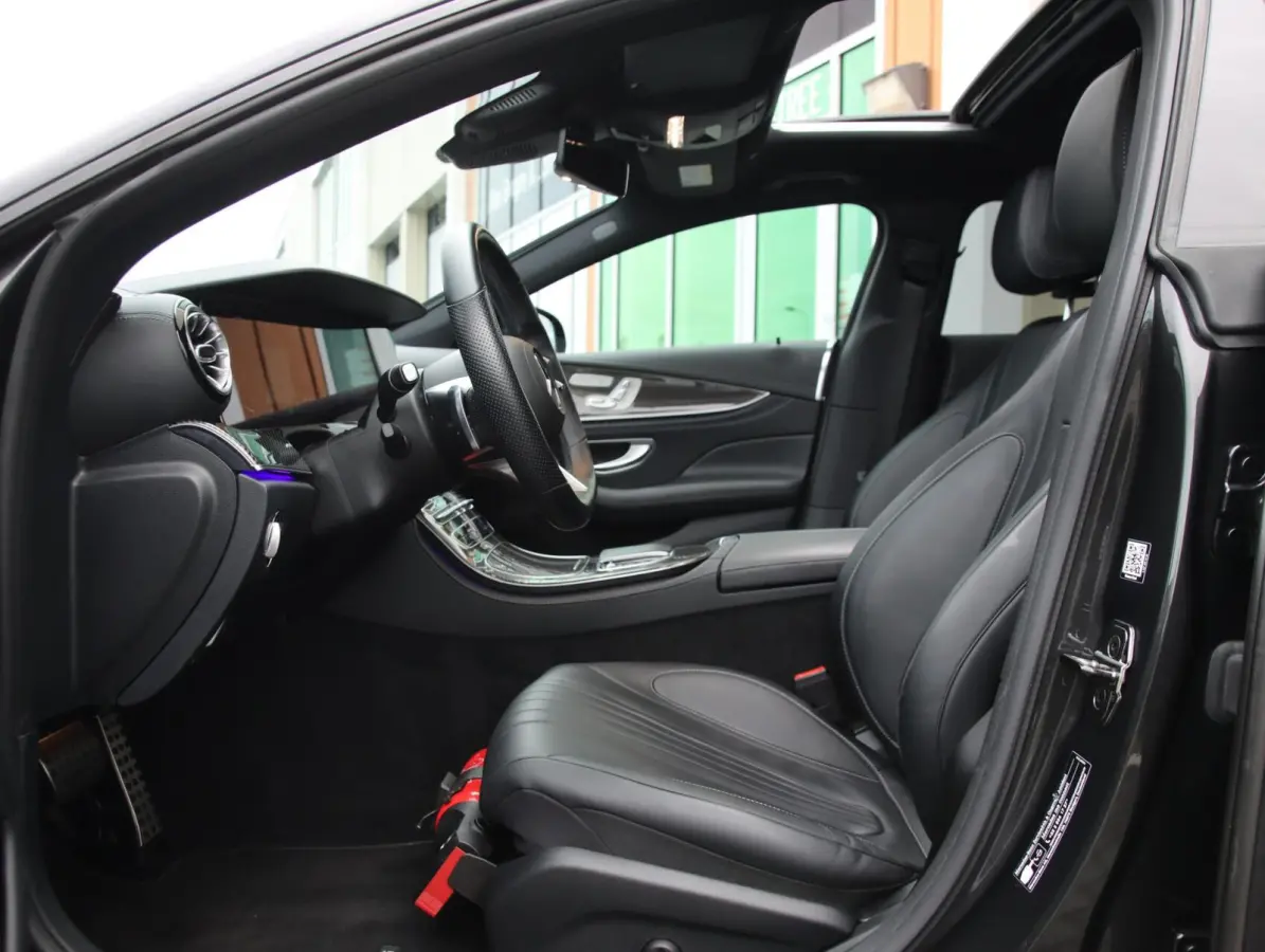 450 4MATIC AMG Line | Carbon interieur